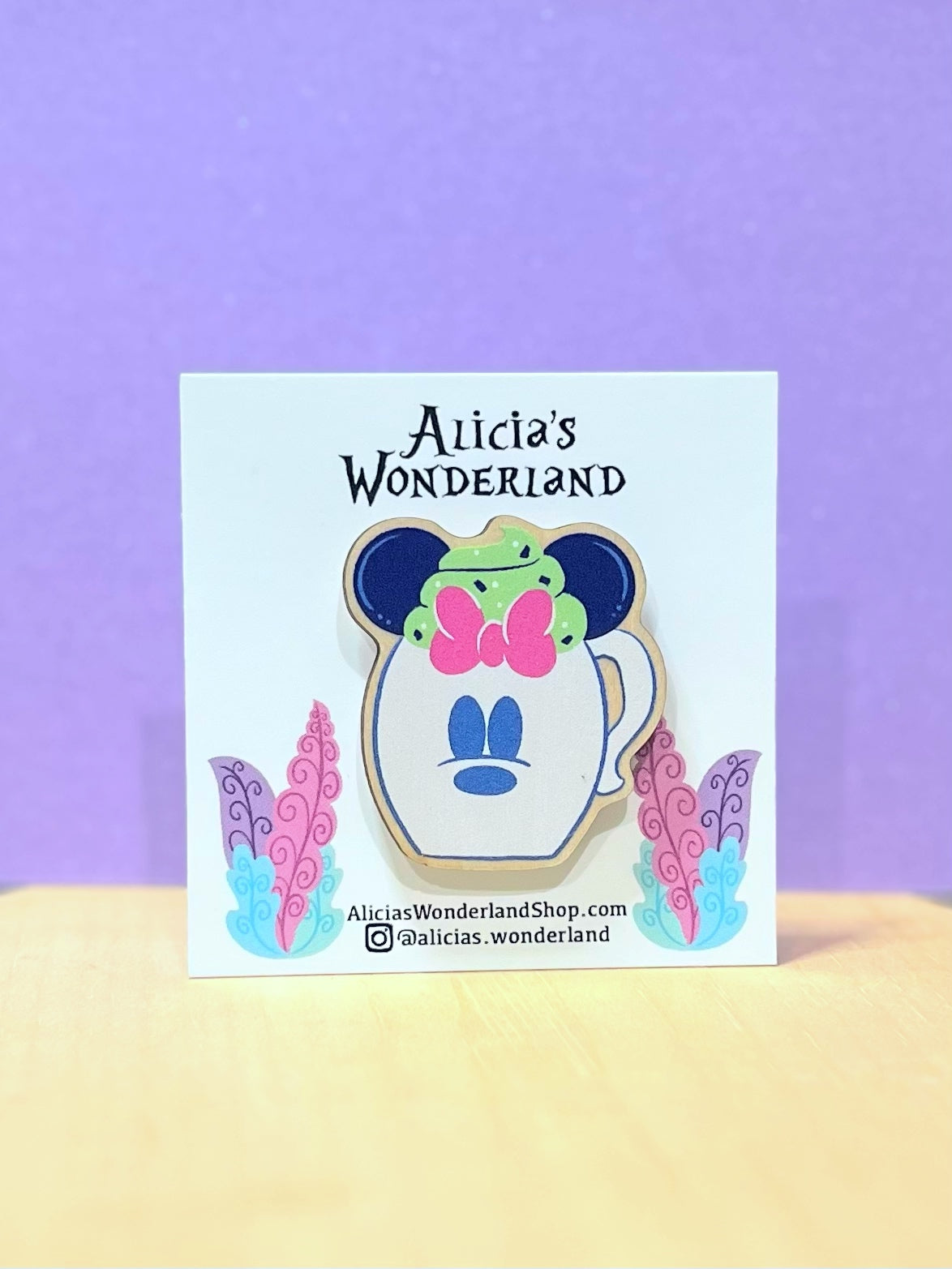 Ghost Spooky Mug Wood Pin