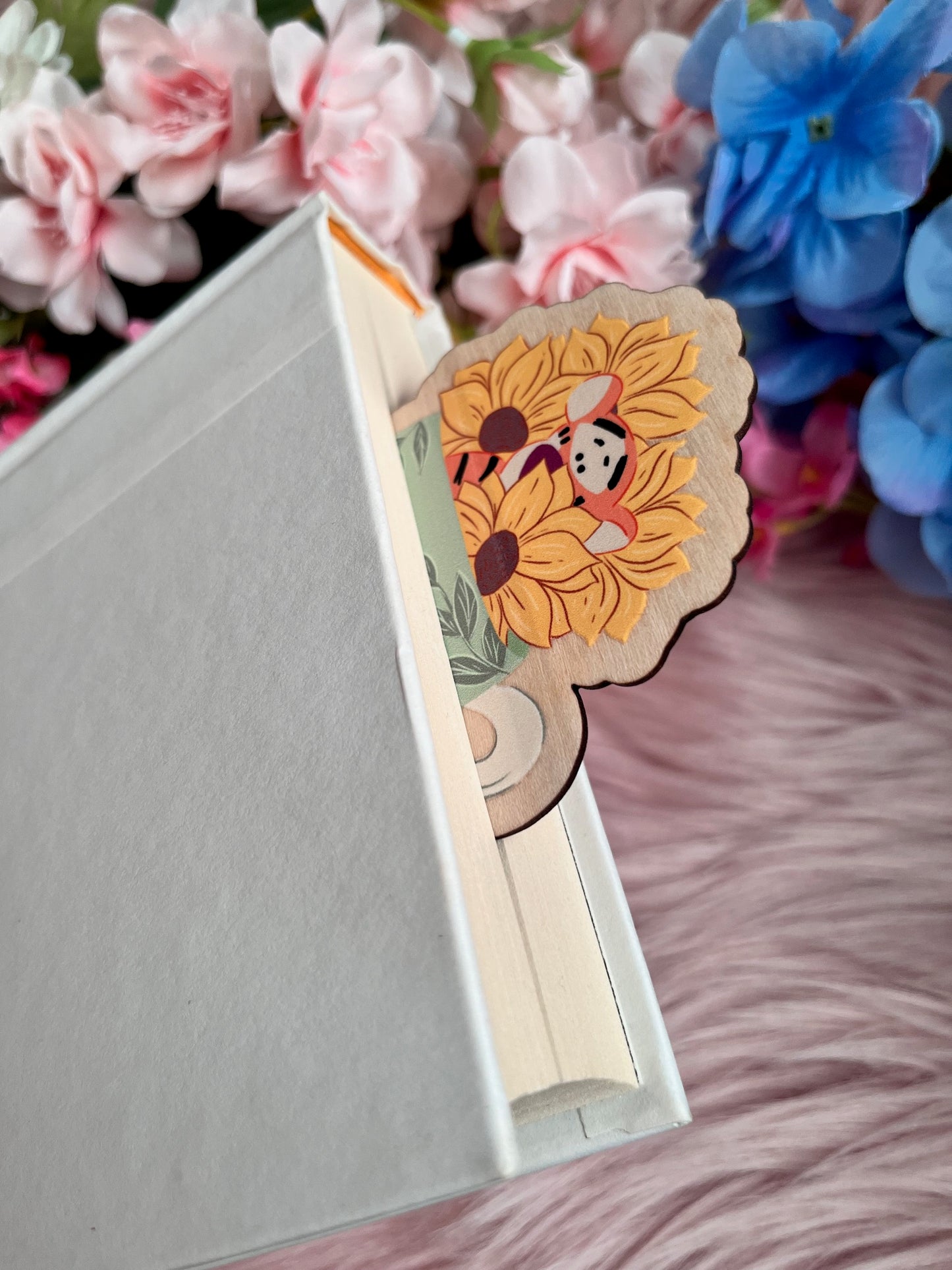 Bouncy Tiger Wood Bookmark