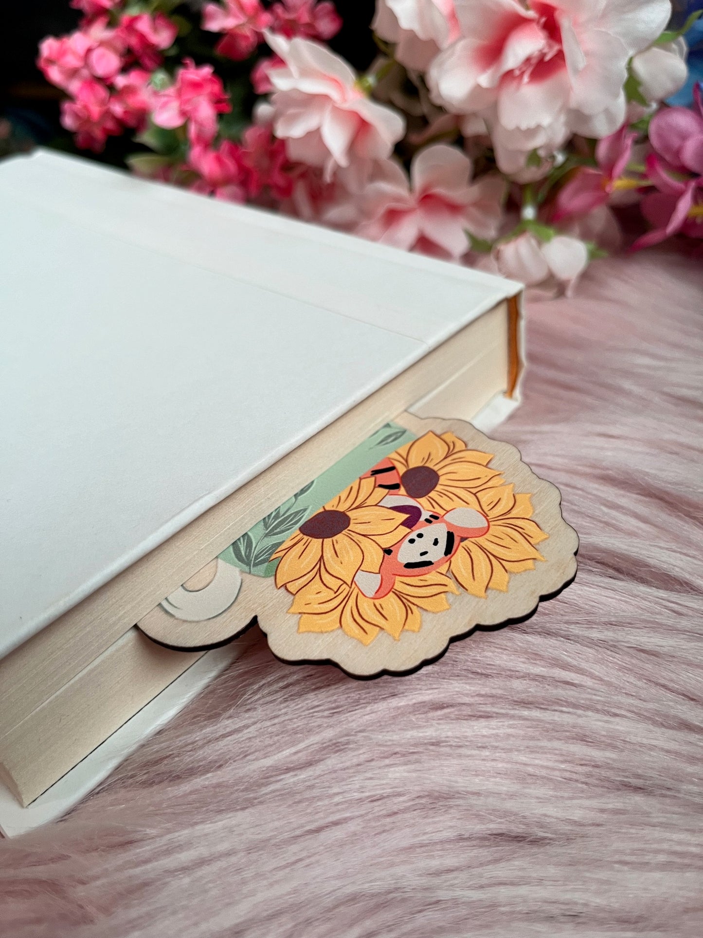 Bouncy Tiger Wood Bookmark