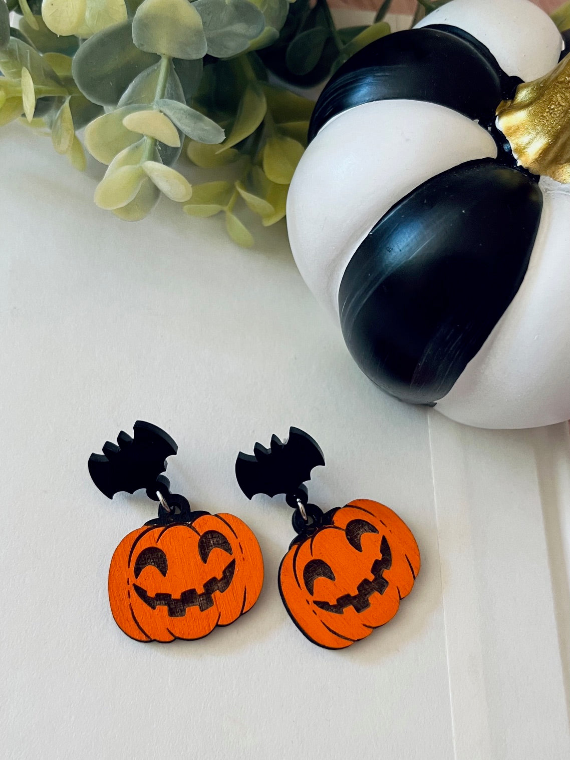 Orange Pumpkin Expression Earring