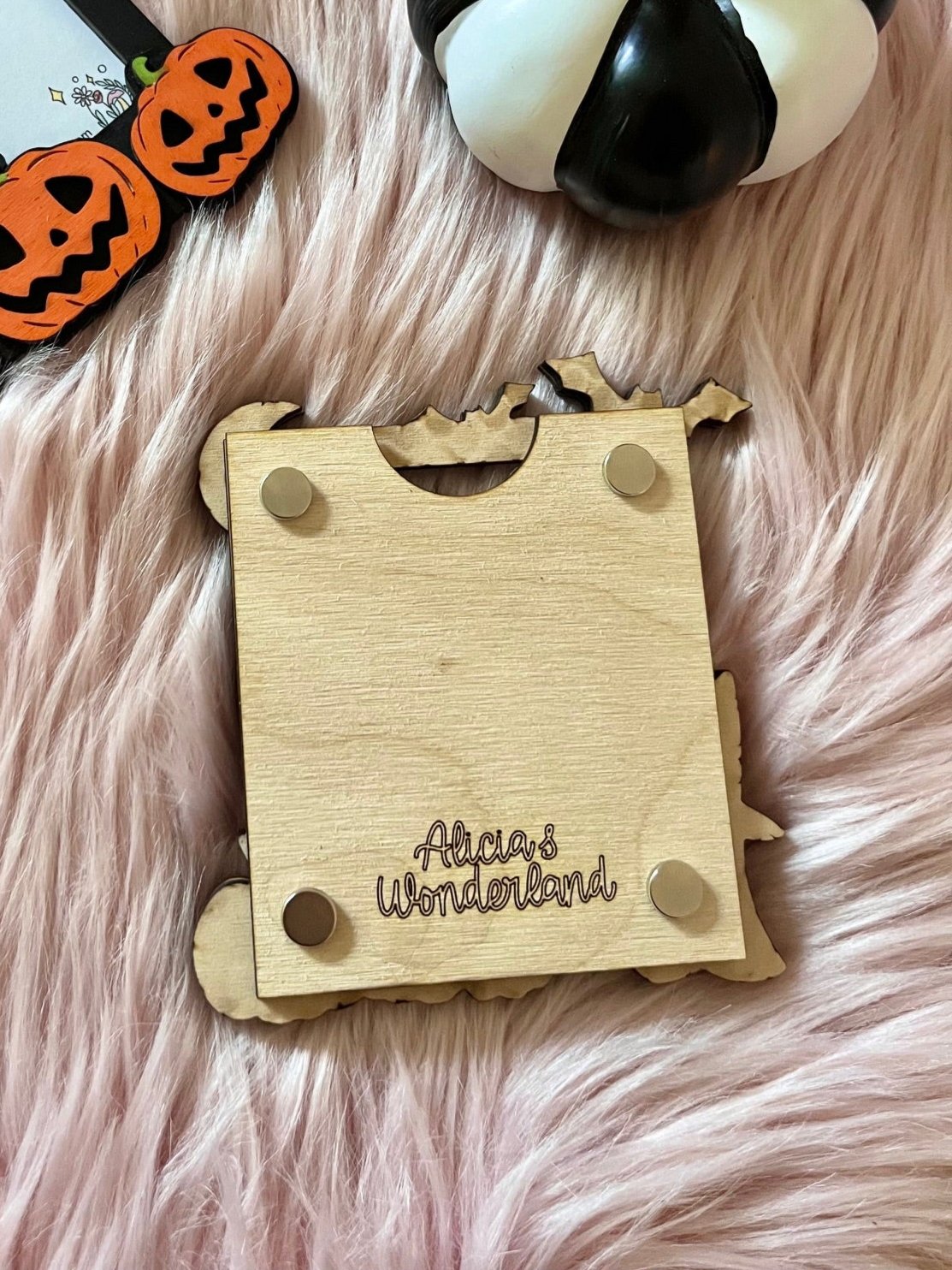 Spooky Magnet Picture Frame