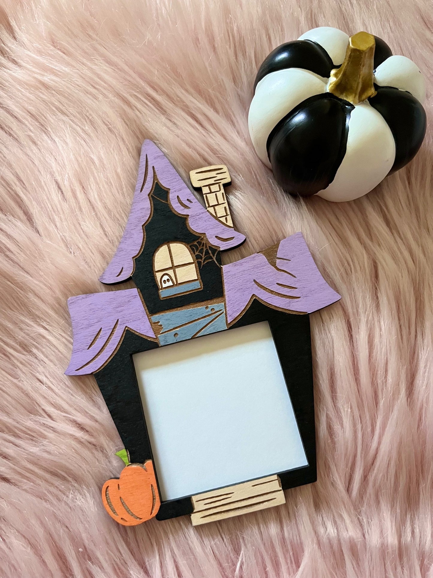Spooky Magnet Picture Frame