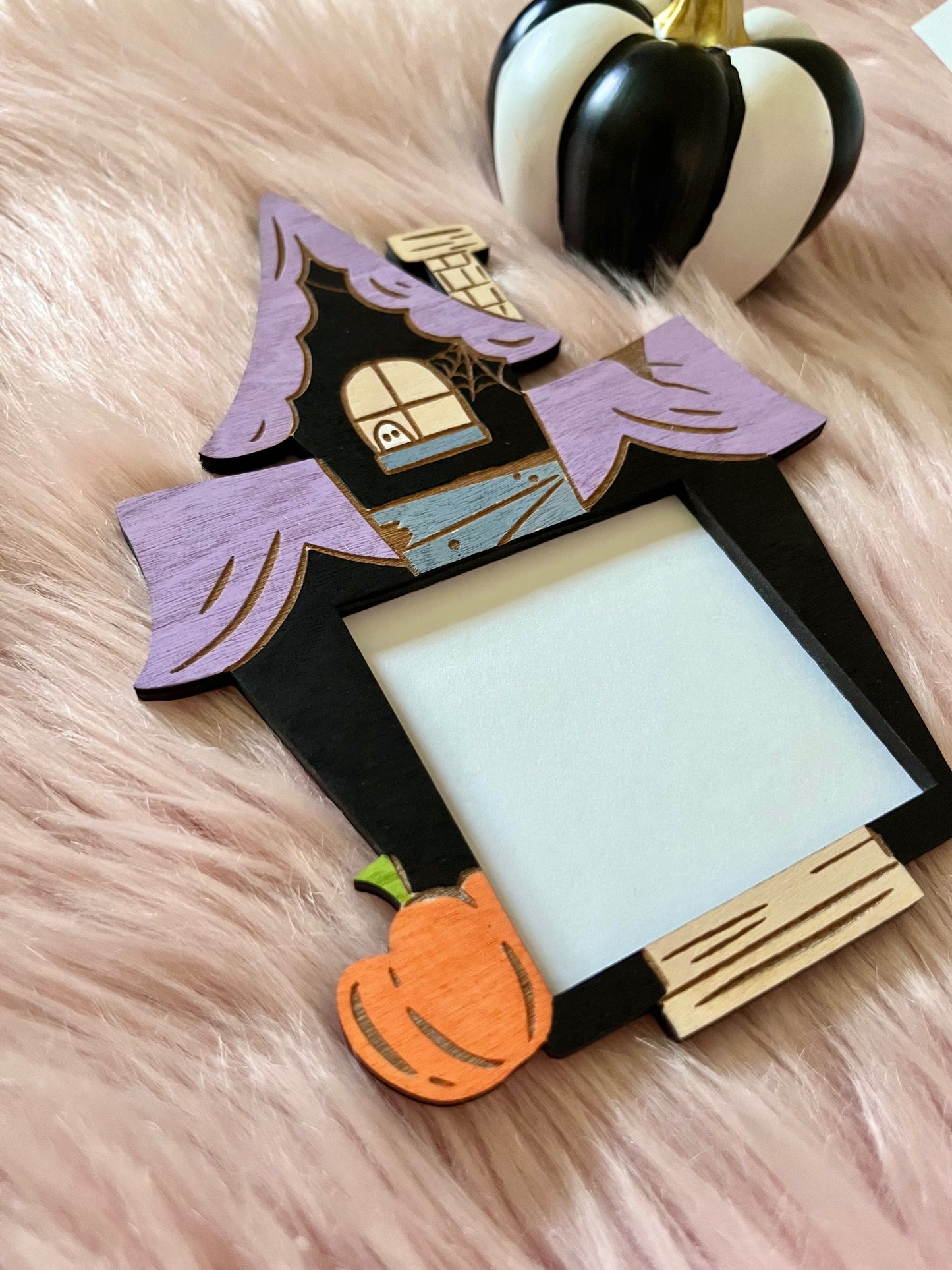 Spooky Magnet Picture Frame