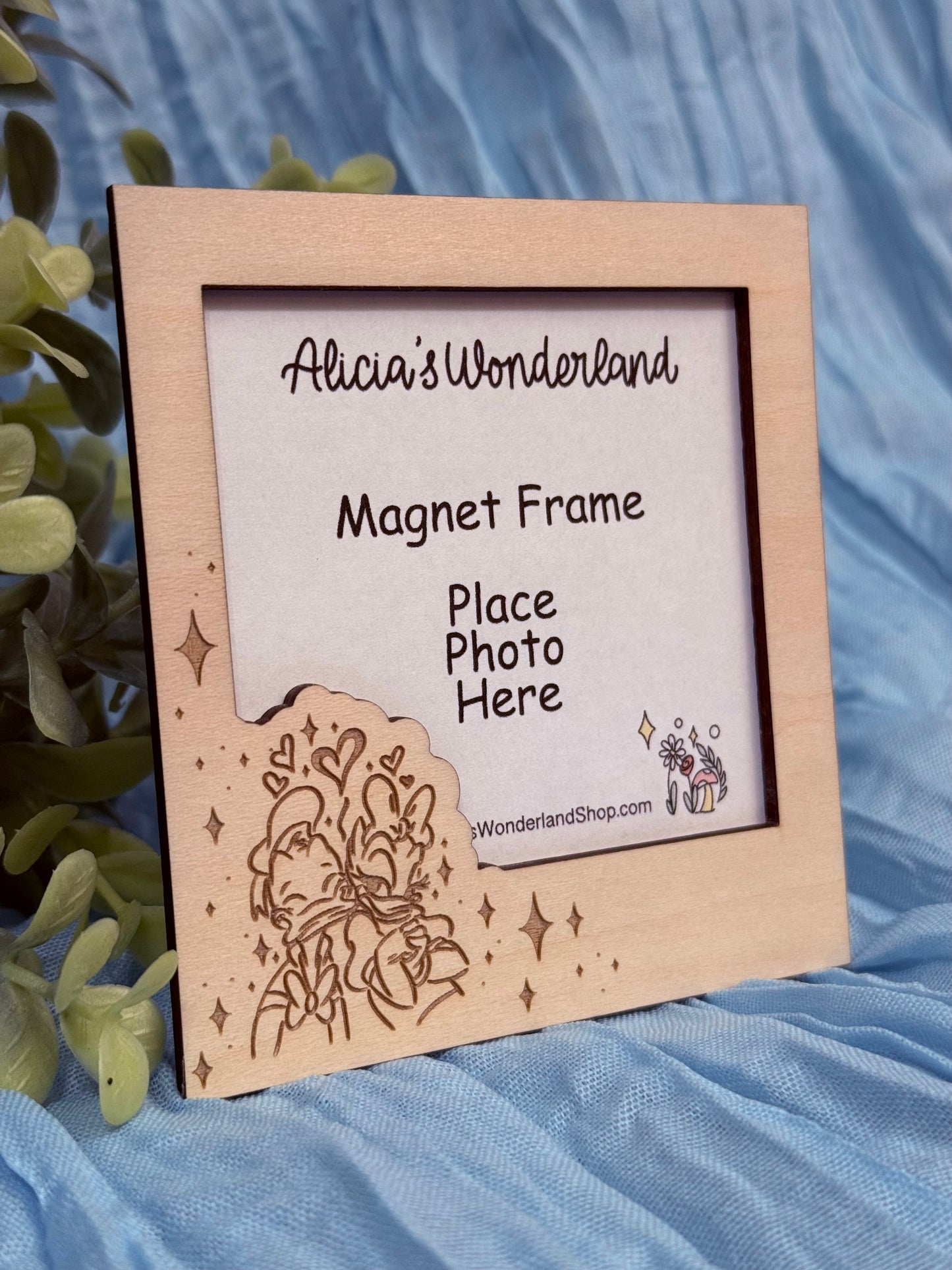 In Love Magnet Frame