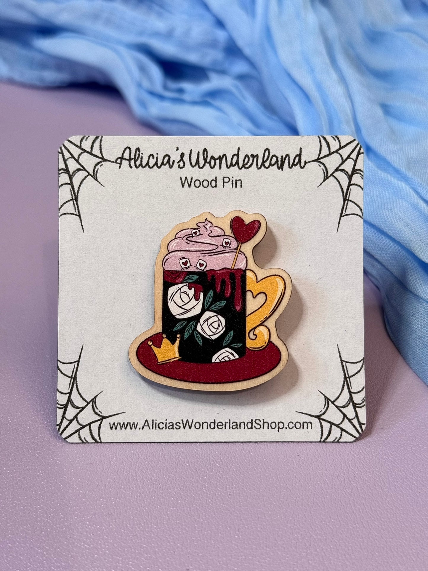 Queen of Hearts Mug Pin