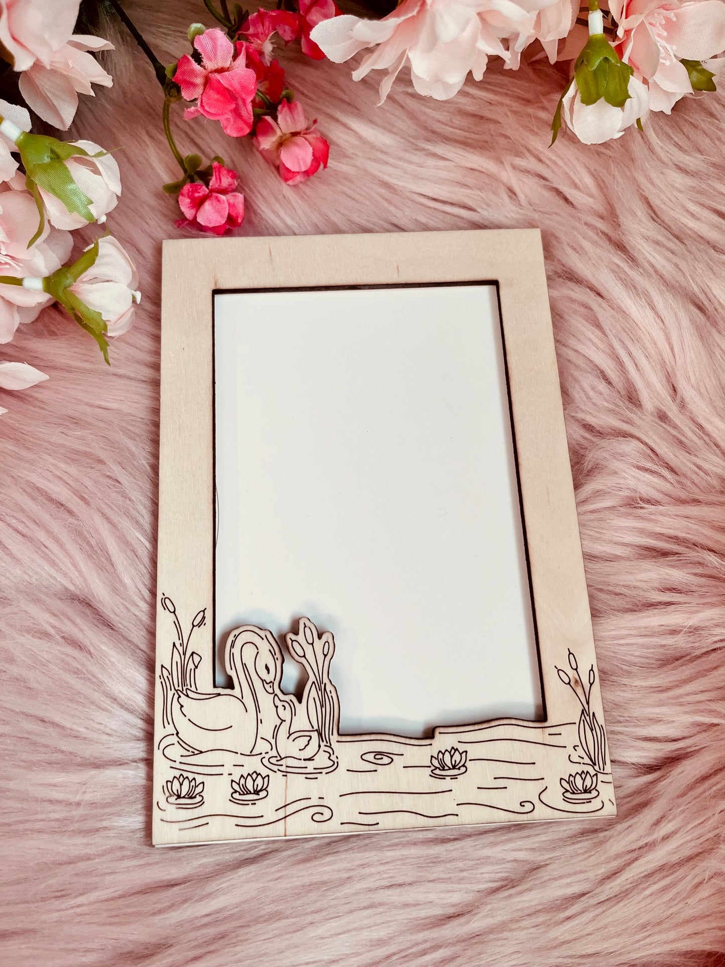 Swan Mama Frame Greeting Card