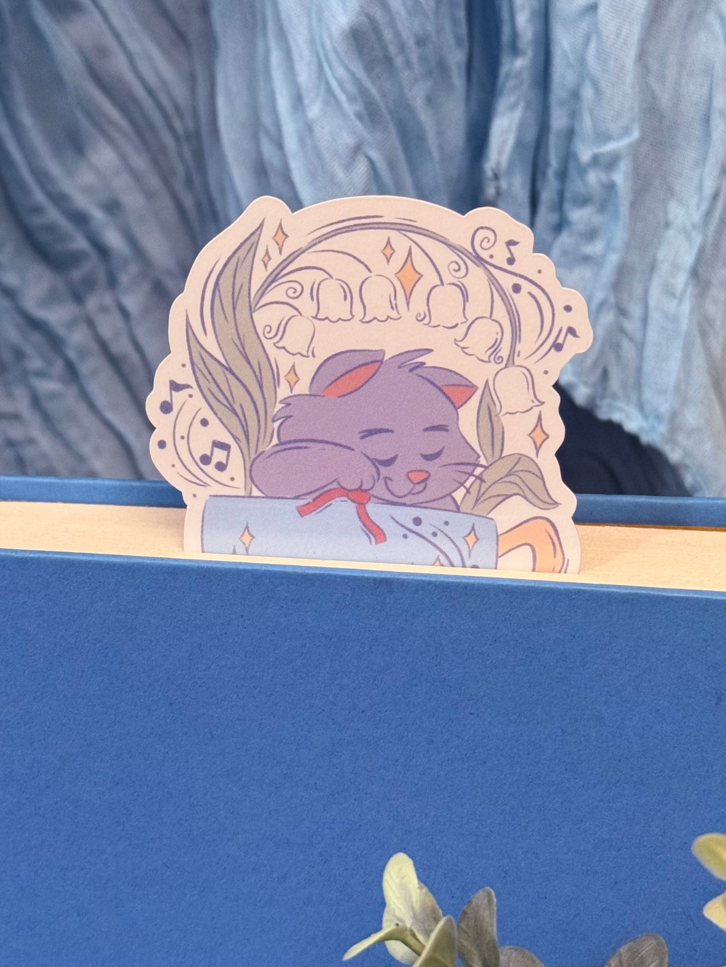 A Cat’s Melody Teacup Bookmark | Teacup Buddies